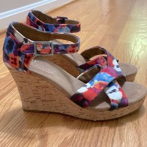 TOMS Wedge Sandals